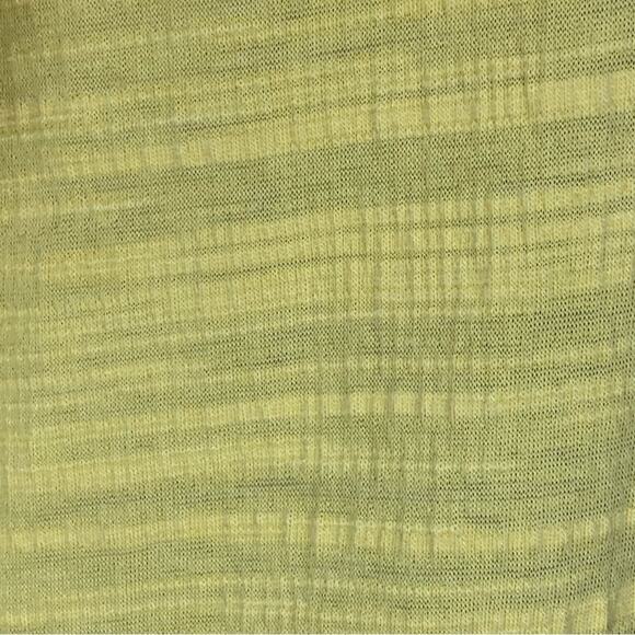 89th Street & Madison Top Eyelet Short Sleeve Yellow Elastic on Hem Size M - Picture 8 of 10